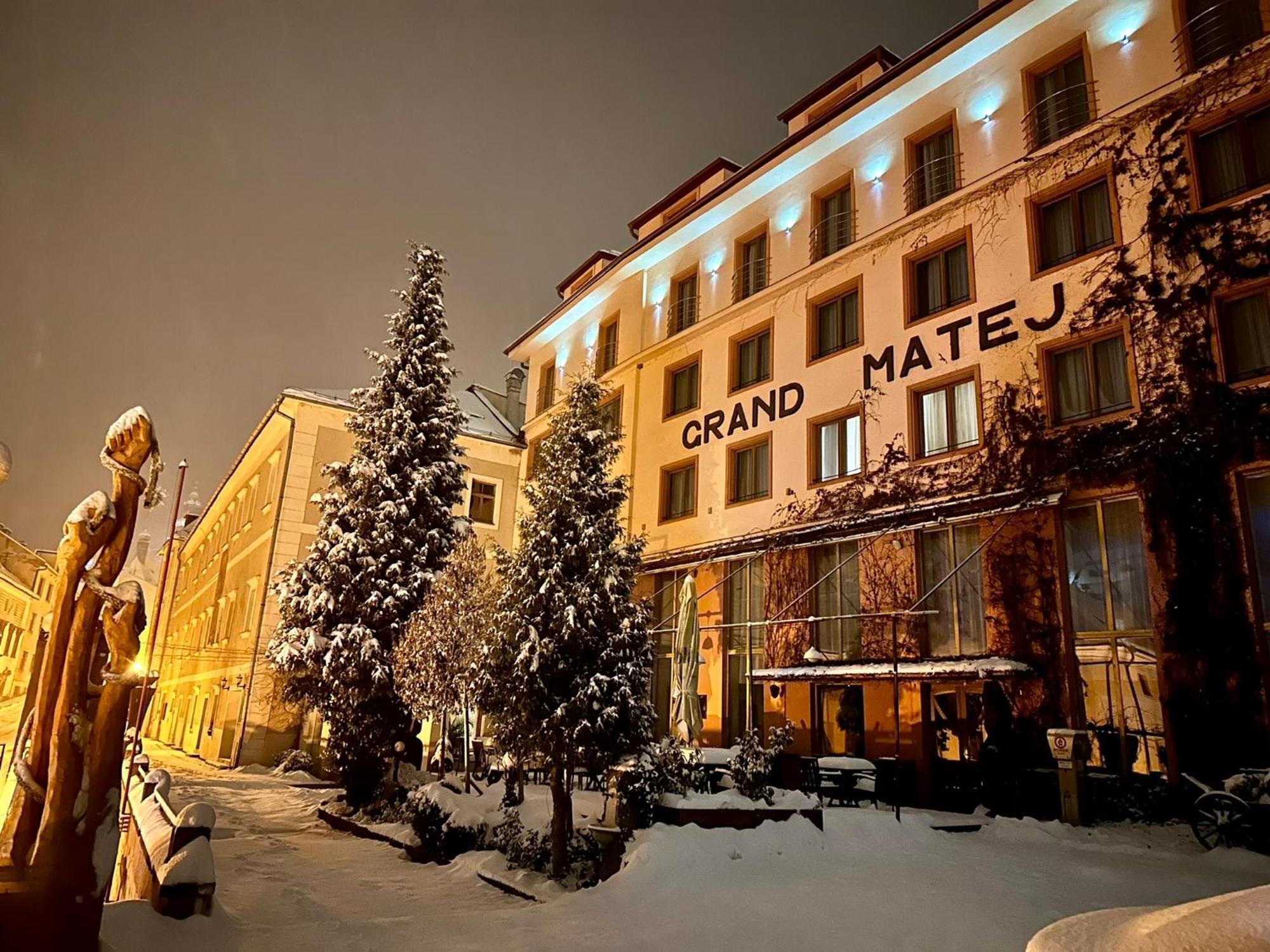 Hotel & Penzion Grand Matej Banska Stiavnica Exterior photo
